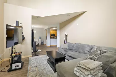 3033 Chamberlain Street N #4, Maplewood, MN 55109 - Photo 7