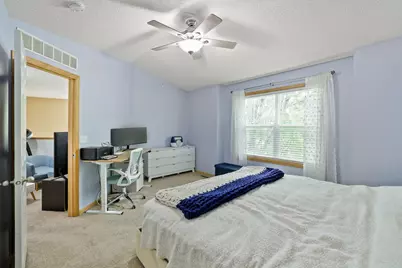 3033 Chamberlain Street N #4, Maplewood, MN 55109 - Photo 19