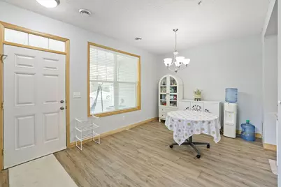 3033 Chamberlain Street N #4, Maplewood, MN 55109 - Photo 5