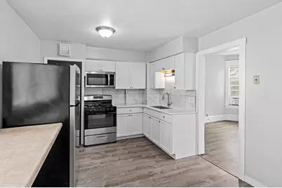 822 Charles Avenue, Saint Paul, MN 55104 - Photo 5