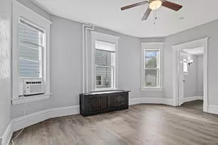 822 Charles Ave, Saint Paul, MN 55104 - Photo 11