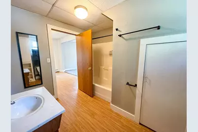 127 E Summit Avenue, Fergus Falls, MN 56537 - Photo 15