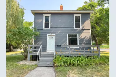 127 E Summit Avenue, Fergus Falls, MN 56537 - Photo 1