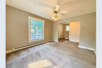 127 E Summit Avenue, Fergus Falls, MN 56537 - Photo 7