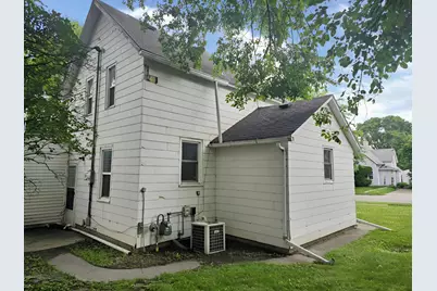 1009 11th Avenue, Clarkfield, MN 56223 - Photo 11