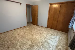 799 4th St SW, Wells, MN 56097 - Photo 45