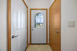 755 Hickory Way, Lake City, MN 55041 - Photo 5