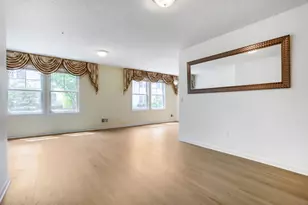 4903 Hamlet Ave N, Oakdale, MN 55128 - Photo 11