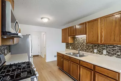 4903 Hamlet Avenue N, Oakdale, MN 55128 - Photo 15
