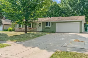 9665 106th Ave N, Maple Grove, MN 55369 - Photo 3