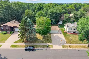9665 106th Ave N, Maple Grove, MN 55369 - Photo 5