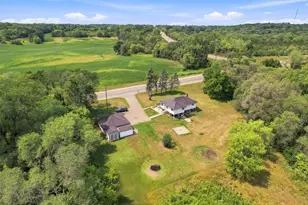 11018 Rich Valley Blvd, Inver Grove Heights, MN 55077 - Photo 11