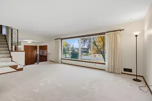 9908 Oxborough Rd, Bloomington, MN 55437 - Photo 5