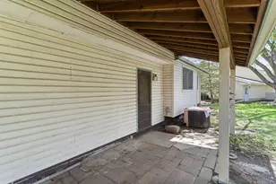 9908 Oxborough Rd, Bloomington, MN 55437 - Photo 33
