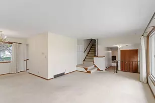 9908 Oxborough Rd, Bloomington, MN 55437 - Photo 7