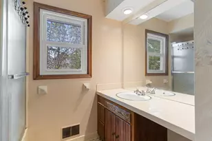 9908 Oxborough Rd, Bloomington, MN 55437 - Photo 29