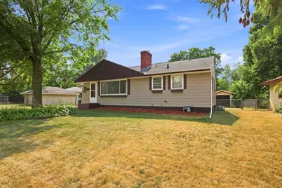 5719 Northport Drive, Brooklyn Center, MN 55429 - Photo 3
