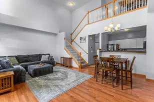 1781 Colonial St, Shakopee, MN 55379 - Photo 5
