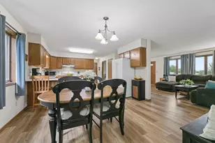 430 9th St E, Hector, MN 55342 - Photo 7