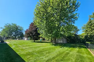 430 9th St E, Hector, MN 55342 - Photo 37