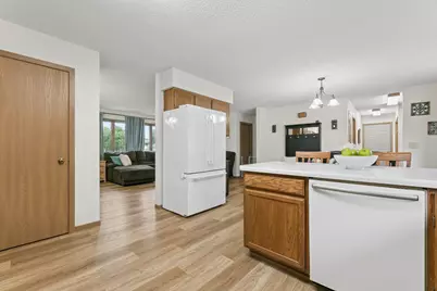 430 9th Street E, Hector, MN 55342 - Photo 5