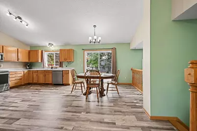 8695 Jorgensen Avenue S, Cottage Grove, MN 55016 - Photo 9
