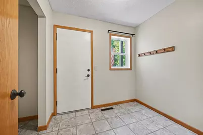 8695 Jorgensen Avenue S, Cottage Grove, MN 55016 - Photo 17