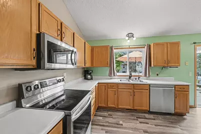 8695 Jorgensen Avenue S, Cottage Grove, MN 55016 - Photo 15