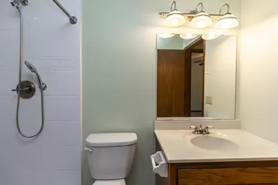 16211 Flagstaff Court S, Lakeville, MN 55068 - Photo 11