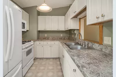 16211 Flagstaff Court S, Lakeville, MN 55068 - Photo 7