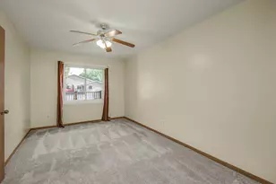 16211 Flagstaff Ct S, Lakeville, MN 55068 - Photo 9