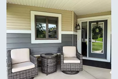 2047 Goodview Avenue N, Oakdale, MN 55128 - Photo 5