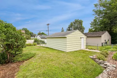 418 17th Avenue N, South Saint Paul, MN 55075 - Photo 3