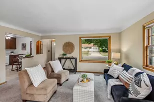 418 17th Ave N, South Saint Paul, MN 55075 - Photo 1