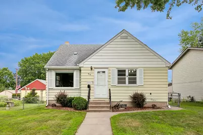 418 17th Avenue N, South Saint Paul, MN 55075 - Photo 1