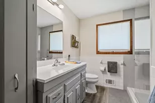 266 Cardinal Ct, Chaska, MN 55318 - Photo 23