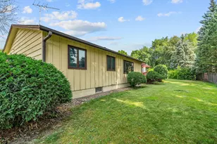 266 Cardinal Ct, Chaska, MN 55318 - Photo 39