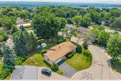 266 Cardinal Court, Chaska, MN 55318 - Photo 47