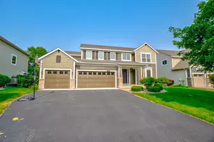2990 Frontier Dr, Woodbury, MN 55129 - Photo 3