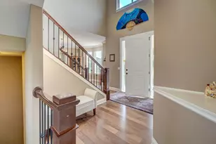 2990 Frontier Dr, Woodbury, MN 55129 - Photo 5