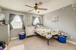 2990 Frontier Dr, Woodbury, MN 55129 - Photo 19