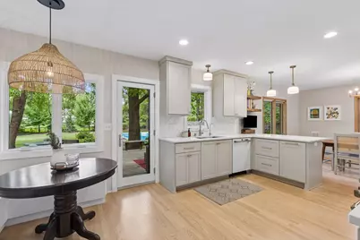 2237 Edgcumbe Road, Saint Paul, MN 55116 - Photo 33
