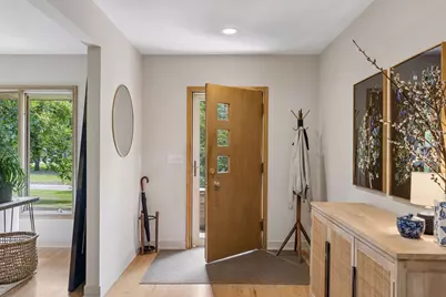 2237 Edgcumbe Road, Saint Paul, MN 55116 - Photo 5