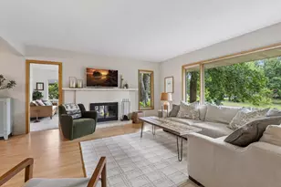2237 Edgcumbe Rd, Saint Paul, MN 55116 - Photo 11