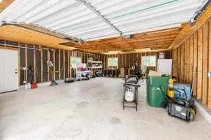 302 Mitchell St, Coleraine, MN 55722 - Photo 23