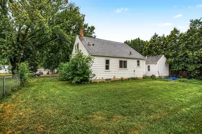521 E 3rd Street, New Richmond, WI 54017 - Photo 29