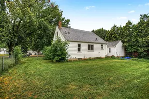 521 E 3rd St, New Richmond, WI 54017 - Photo 29