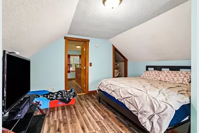 521 E 3rd Street, New Richmond, WI 54017 - Photo 21
