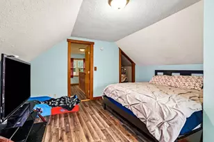 521 E 3rd St, New Richmond, WI 54017 - Photo 21