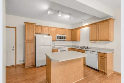12178 Yancy Street NE #B, Blaine, MN 55449 - Photo 9